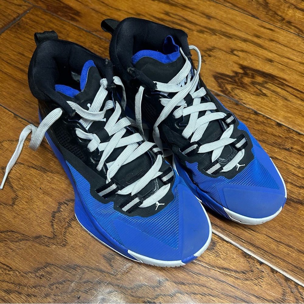 Nike Air Jordan Zion 1 "Duke" basketball shoe